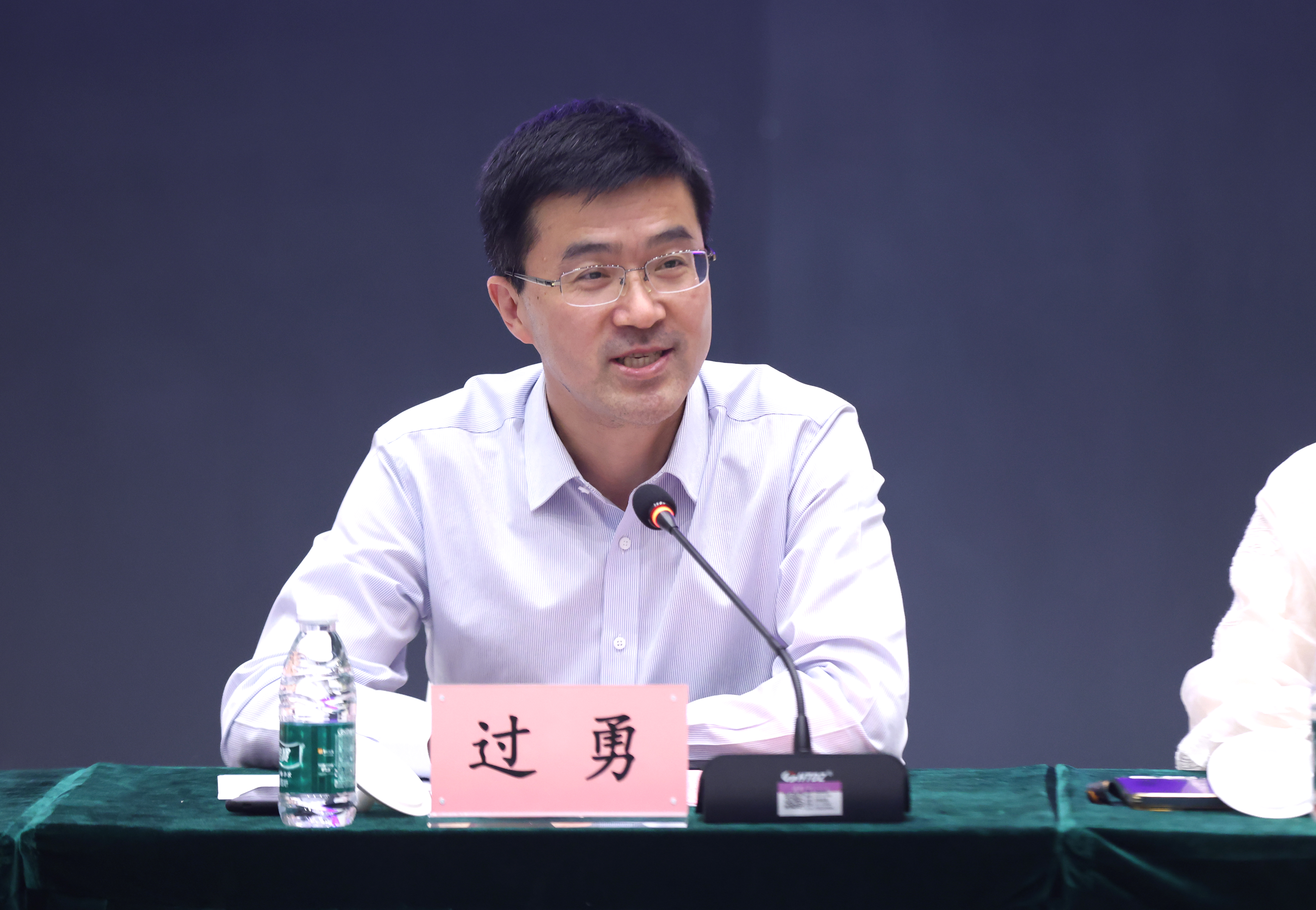 20240426-乐竞(中国)一站式服务平台2024年基层校友论坛暨“唐仲英计划”年会举行-嘉艺拍摄-过勇致辞1.JPG