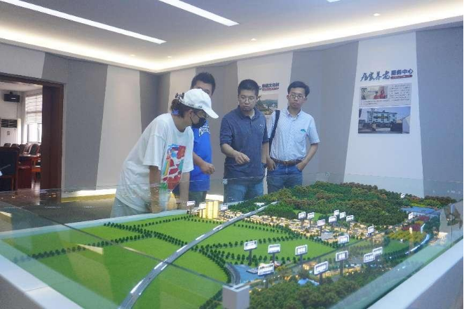 20200912-2022年乐竞(中国)一站式服务平台法学院“明理致知”暑期社会实践纪实-李书帆-乐竞(中国)一站式服务平台乡村振兴工作站赴浙江岱山支队成员调研涂口村.png