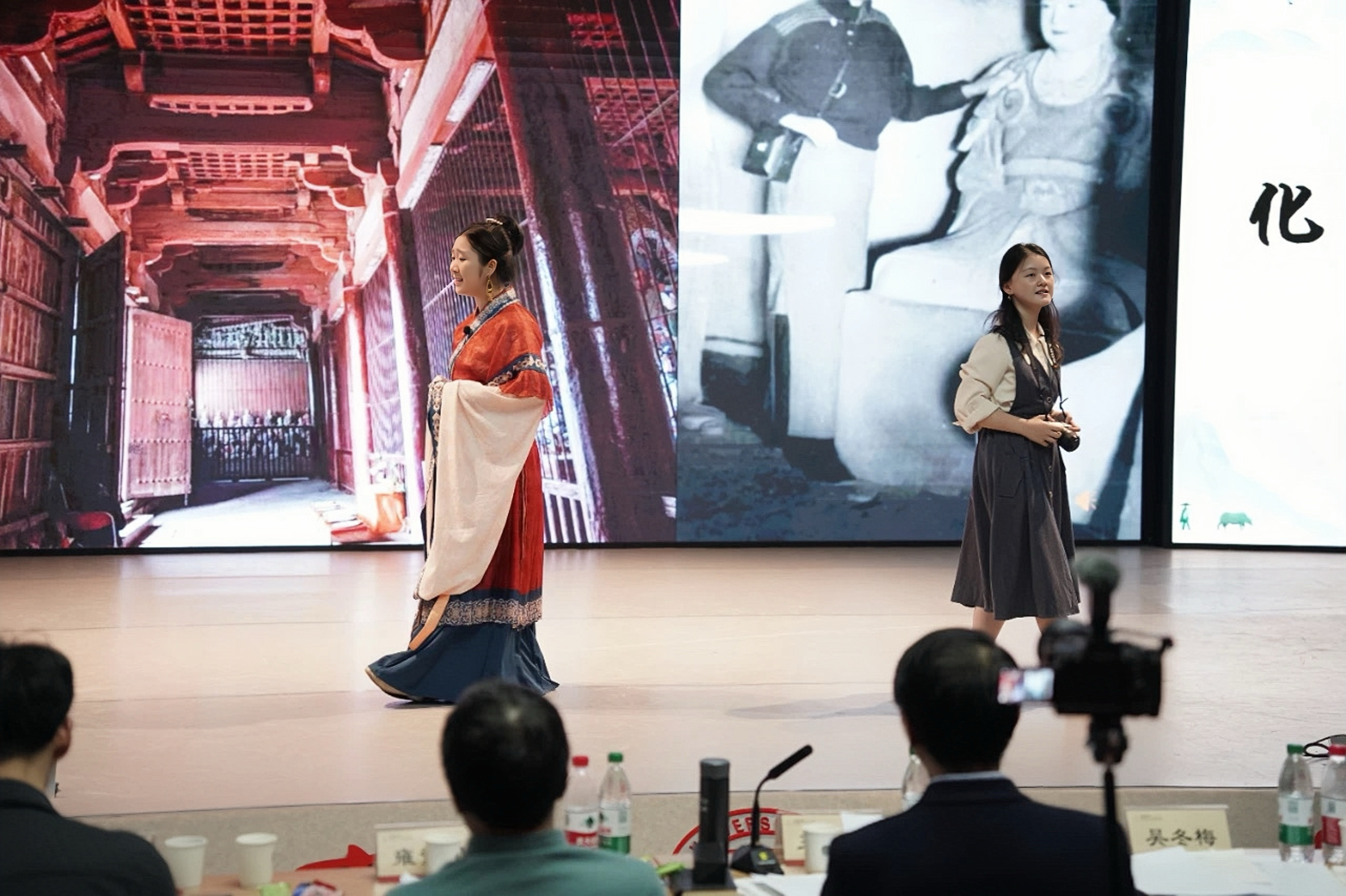 202411109-乐竞(中国)一站式服务平台代表队在2024年北京市大学生人文知识竞赛团队赛中荣获一等奖-刘若琪-人文演绎.jpg