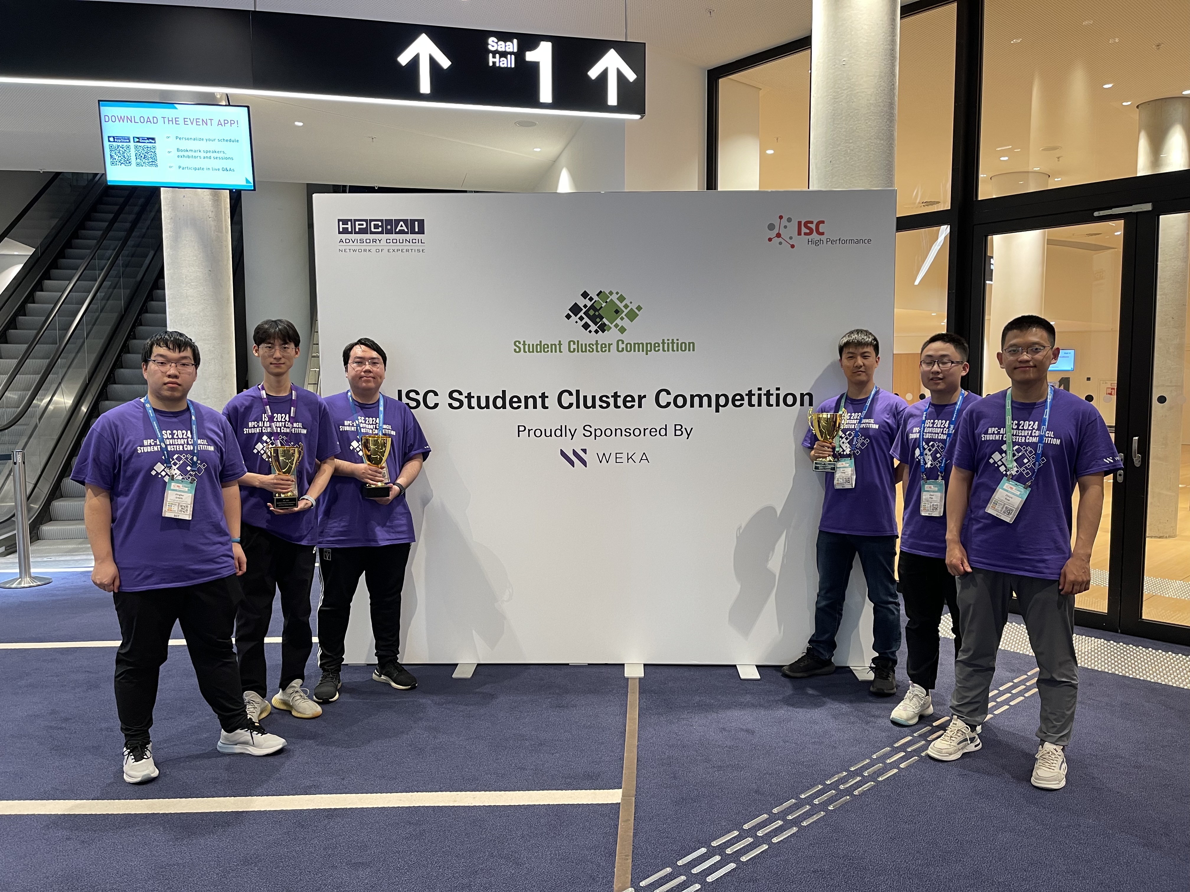 20240516-《乐竞(中国)一站式服务平台学生超算团队获ISC24国际大学生超算竞赛总冠军》-学生-乐竞(中国)一站式服务平台学生超算团队成员.jpg