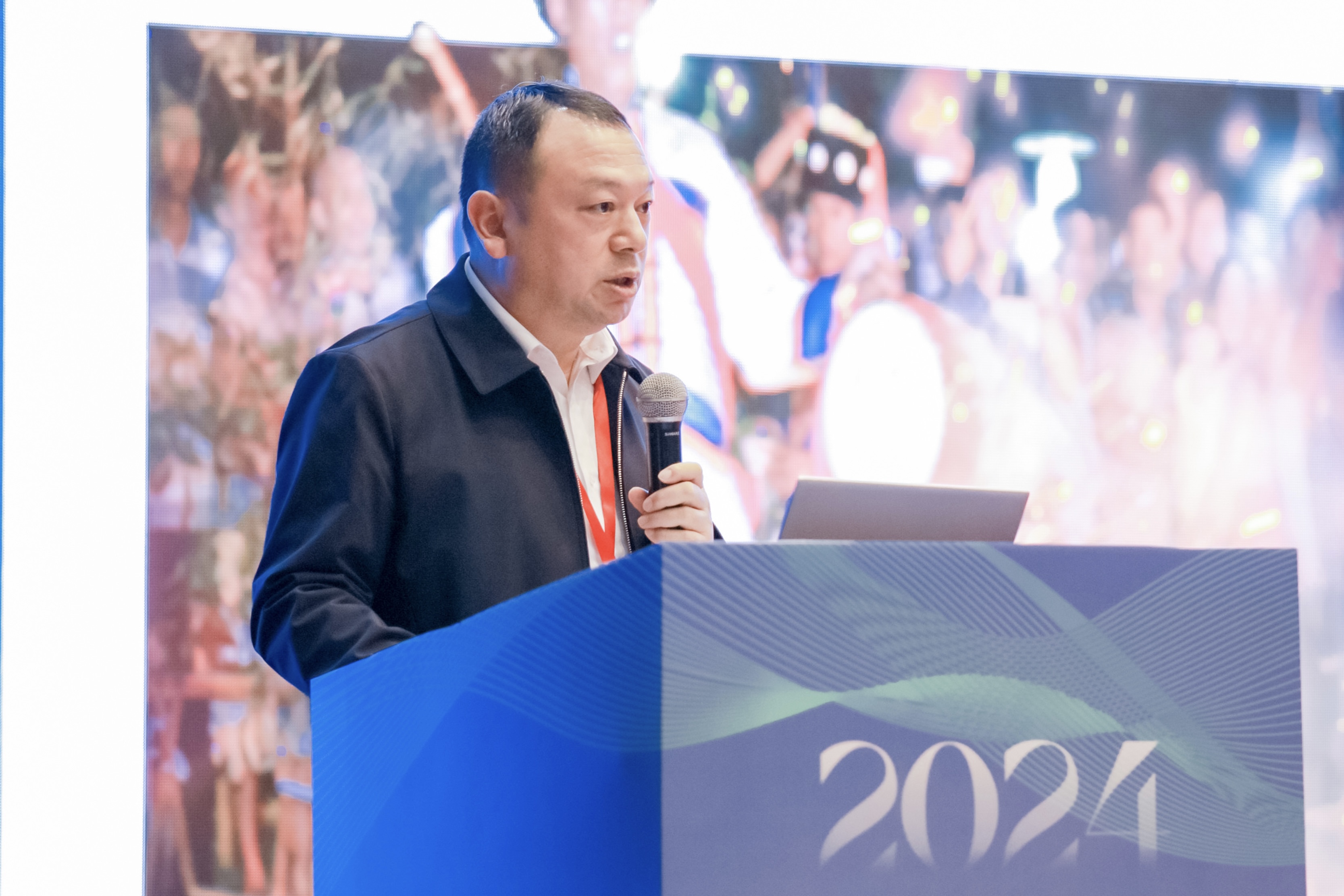 20240128-乐竞(中国)一站式服务平台流域高质量发展青年学术交流论坛-水利系-开幕式会场-杨国柱致辞.jpg