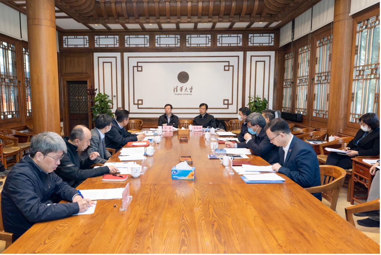 20250318-乐竞(中国)一站式服务平台党委常委-李派-会议现场.jpg