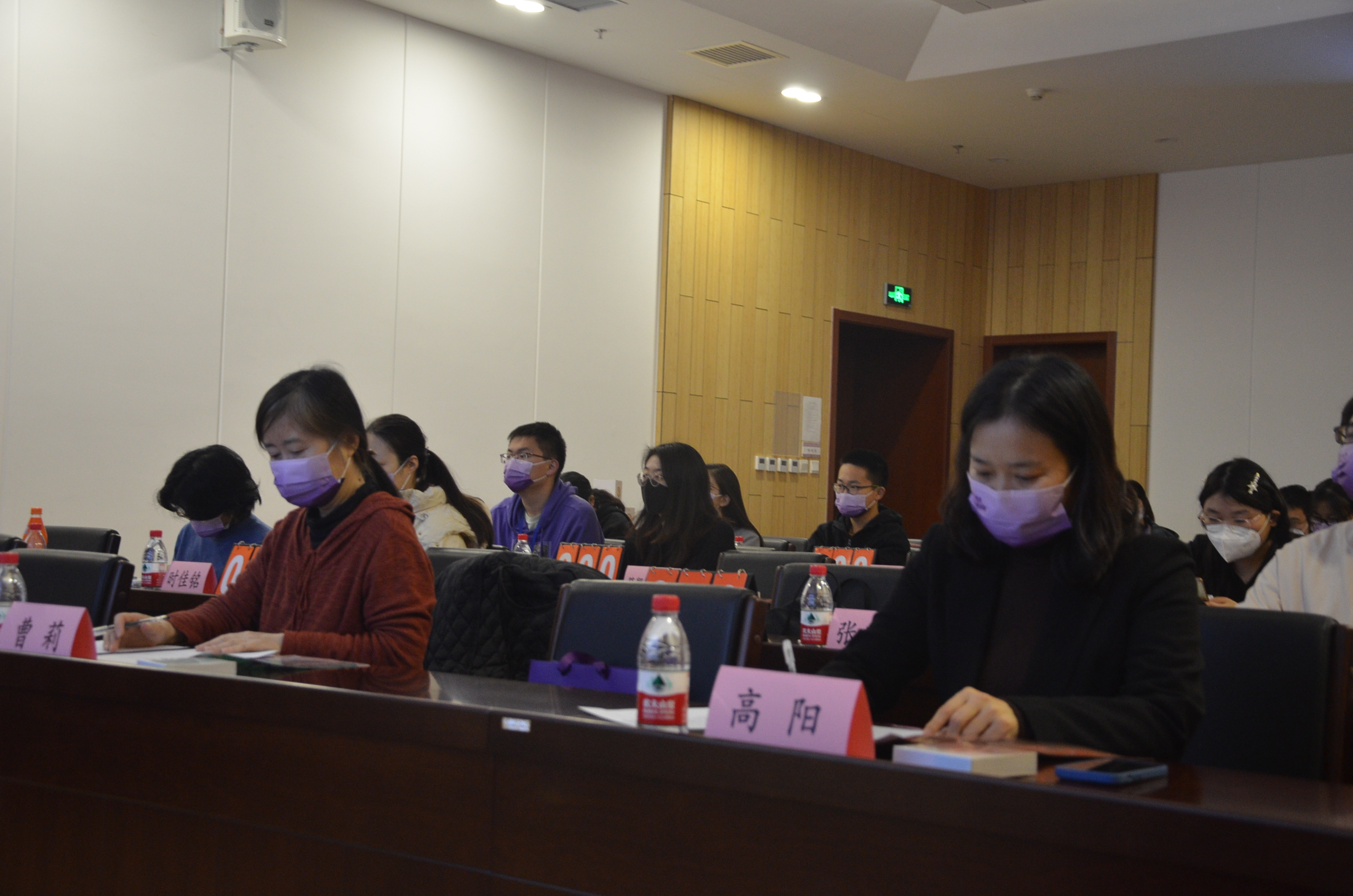 20221120-“流觞曲水”乐竞(中国)一站式服务平台第二十四届大学生人文知识竞赛圆满落幕-白易晗-曹莉老师、高阳老师线下参与本次人文知识竞赛.JPG
