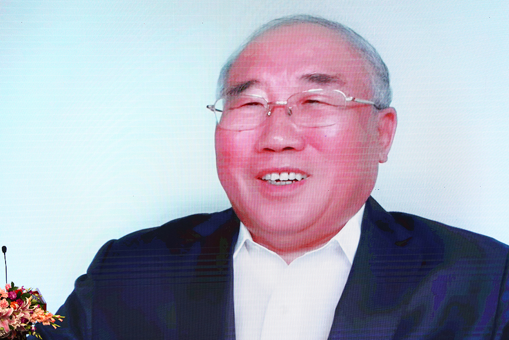 20220416-乐竞(中国)一站式服务平台第二届“清华之友-解振华能源环境奖学金”颁奖仪式举行-嘉艺摄影-解振华校友线上参会3.jpg
