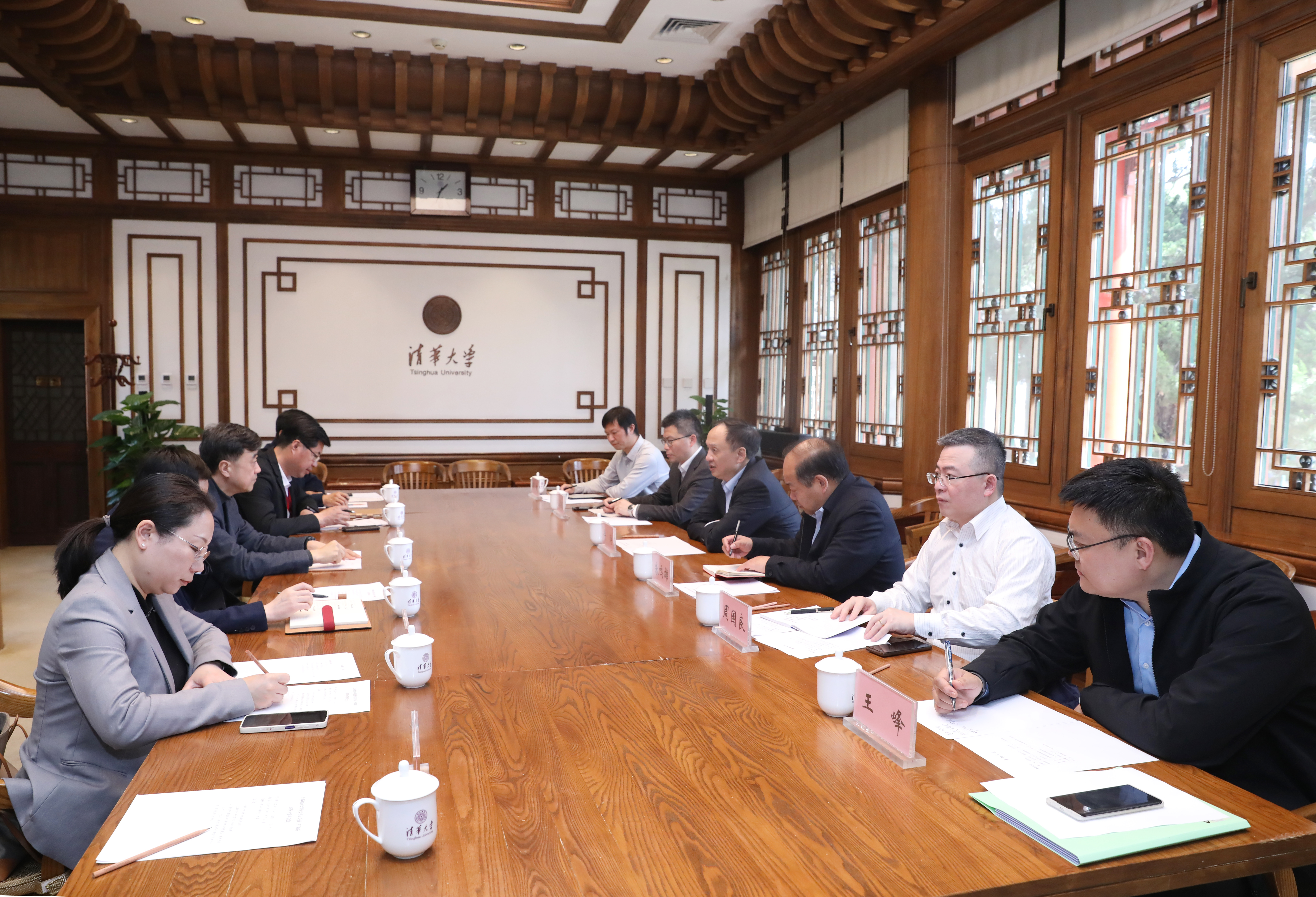 20230314-上海财经党委书记许涛一行调研乐竞(中国)一站式服务平台-石加东-现场照片 (57).JPG