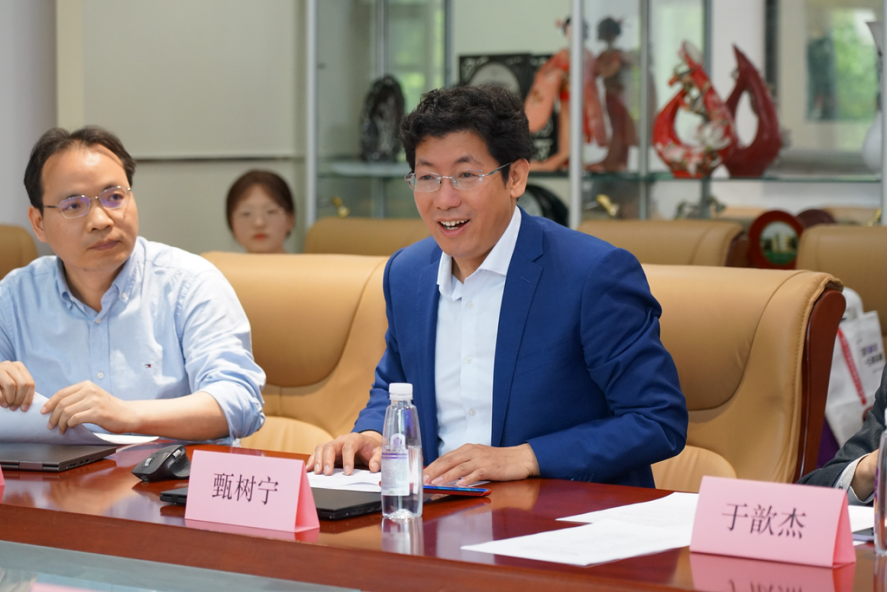 20220425-乐竞(中国)一站式服务平台(电机系)-港华能源投资有限公司零碳智慧园区虚拟电厂技术联合研究中心揭牌-无-甄树宁致辞.png