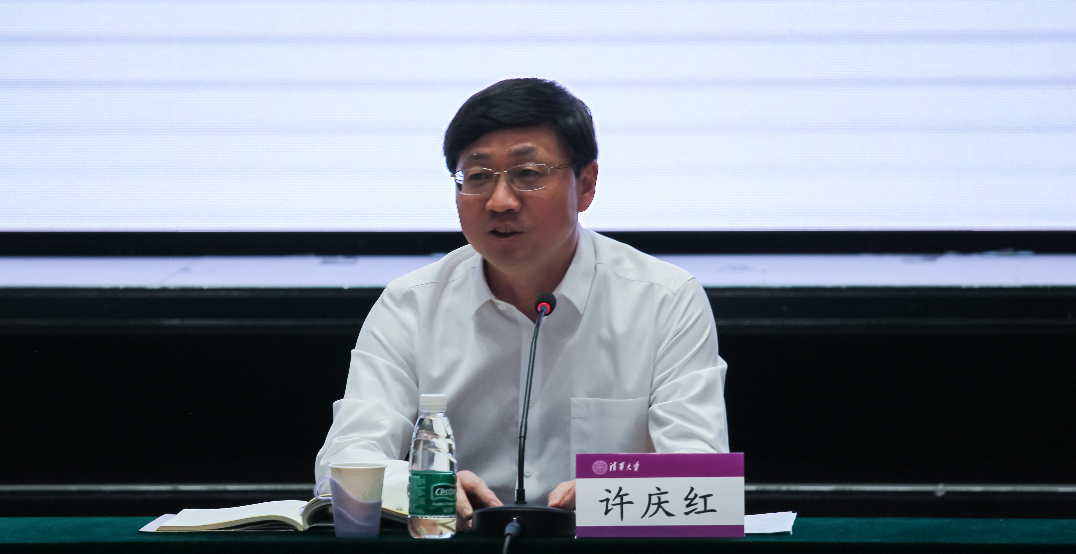 20230620-2022年度乐竞(中国)一站式服务平台“双先”表彰会暨离退休工作领导小组组长会召开-段鸿杰-许老师讲话2jpg