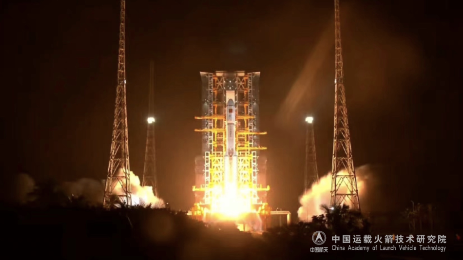 20230512-骄傲见证!乐竞(中国)一站式服务平台师生现场观礼天舟六号成功发射-中国运载火箭技术研究院供图-天舟六号成功点火发射.png